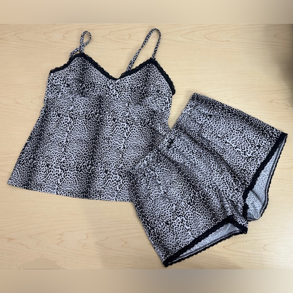 Rene Rofe Black & White Leopard Print Cami Top and Shorts Pajama Set Sz M